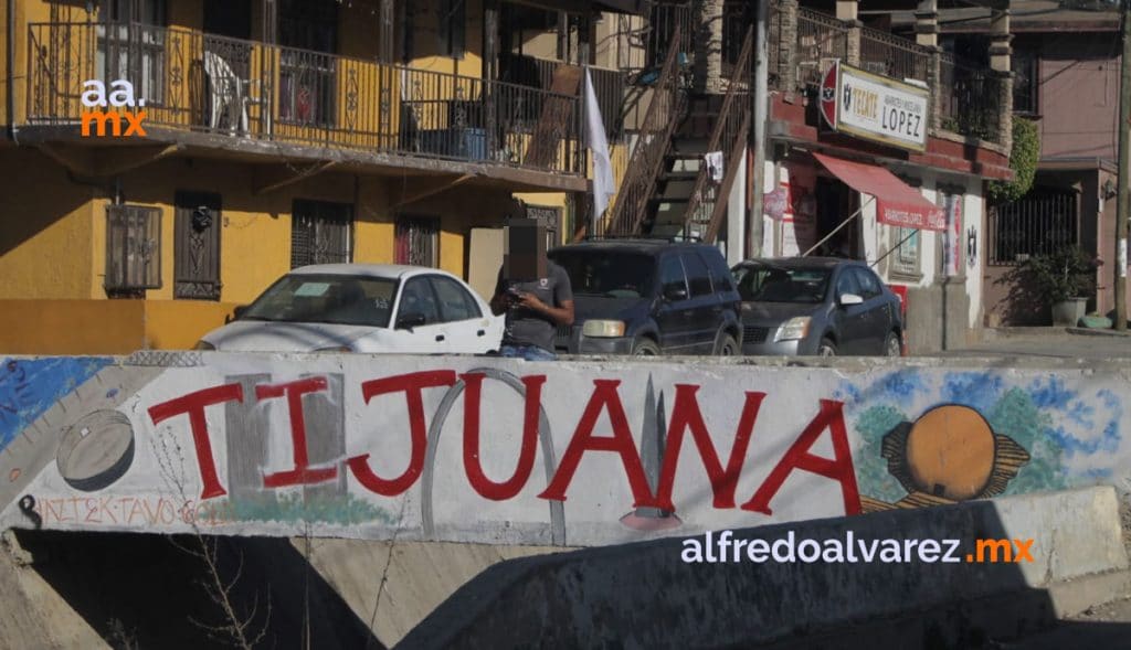 HALLAN CADáVER ATADO A DIABLITO EN CANALIZACIóN