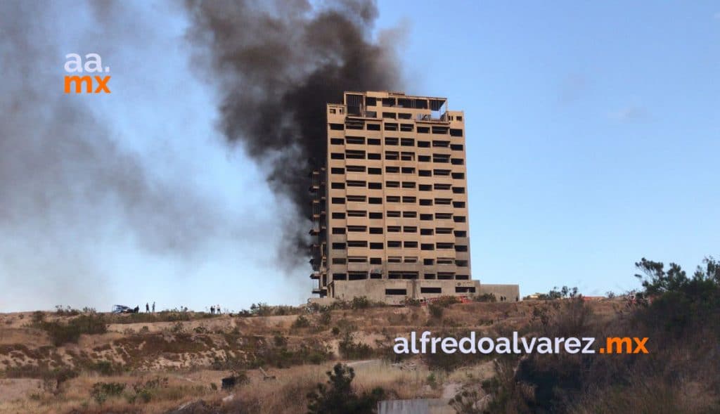 SE INCENDIA EDIFICIO EN CONSTRUCCIóN