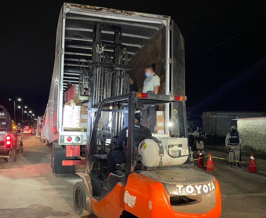 ROBAN TRACTOCAMIONES CON MáS DE 7 MILLONES DE CARTUCHOS úTILES
