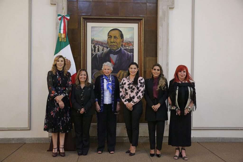 SE REúNE MARINA DEL PILAR CON OLGA SáNCHEZ CORDERO
