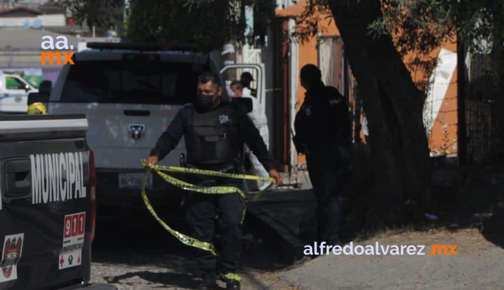 HALLAN CADáVERES CON HUELLAS DE VIOLENCIA EN BALDíO