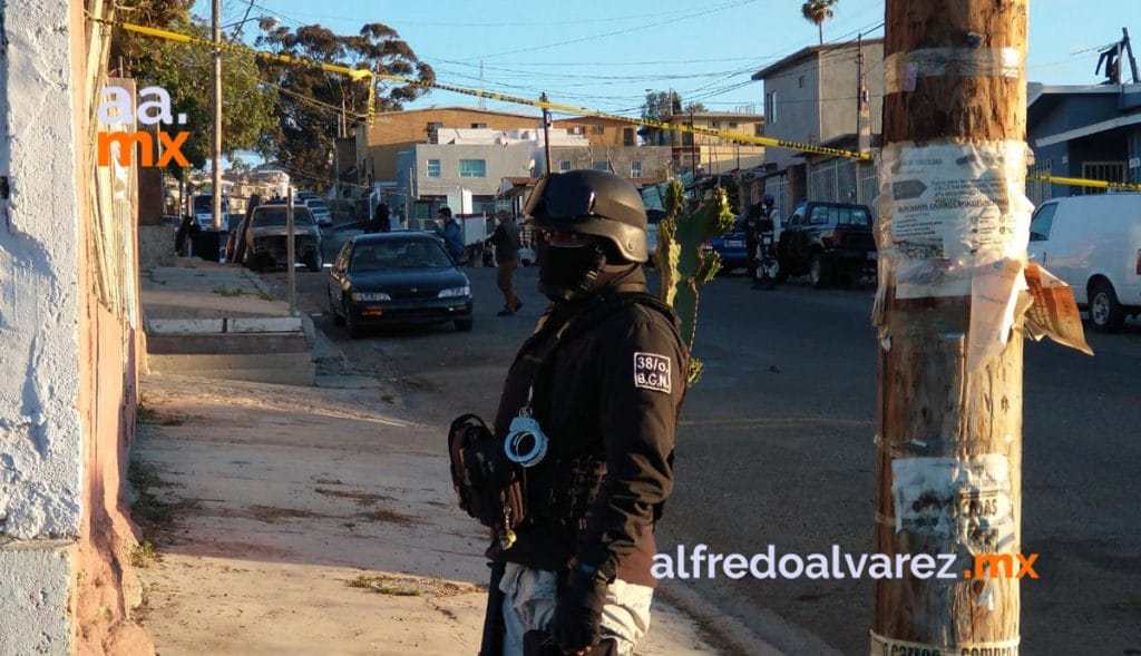 MATAN A MUJER Y A HOMBRE, LO 'ENCAJUELAN'