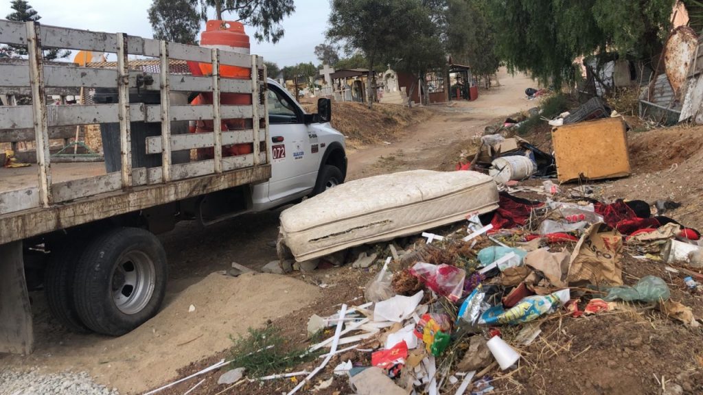 REALIZAN JORNADA DE ELIMINACIóN DE BASUREROS CLANDESTINOS EN ROSARITO