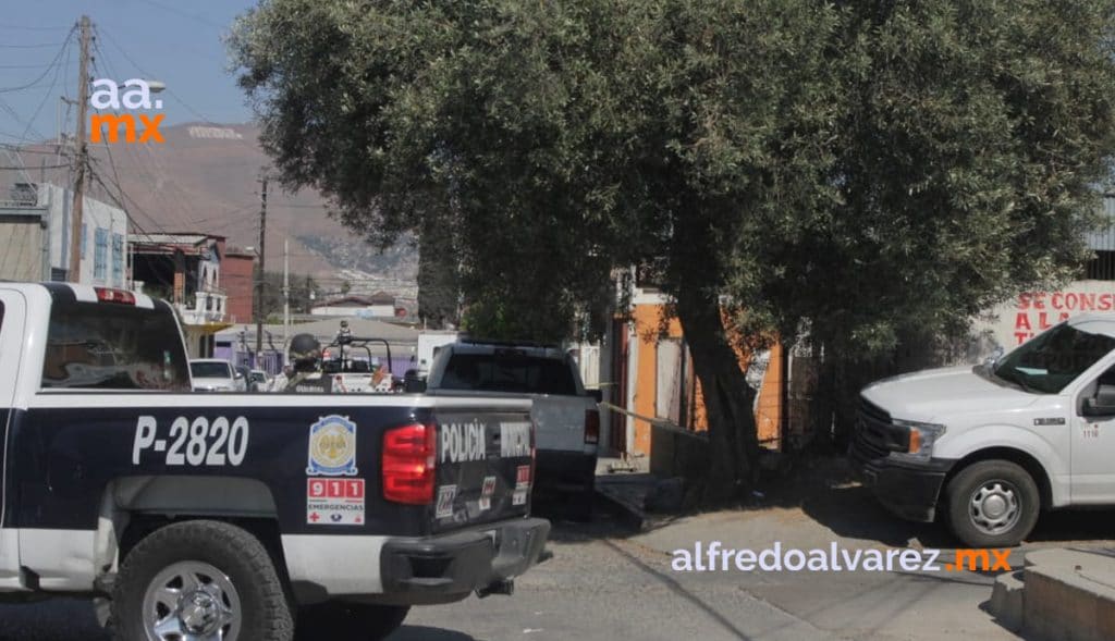 HALLAN CADáVERES CON HUELLAS DE VIOLENCIA EN BALDíO