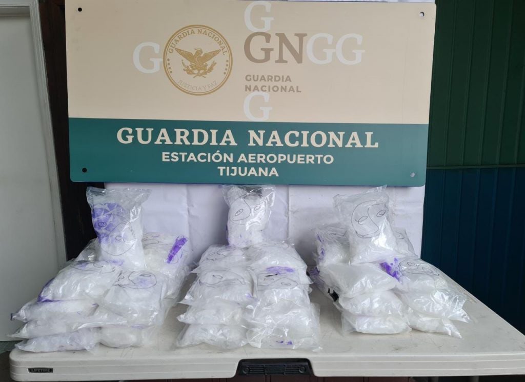ASEGURAN MáS DE 100 KILOS DE METANFETAMINA EN CAJAS FUERTES