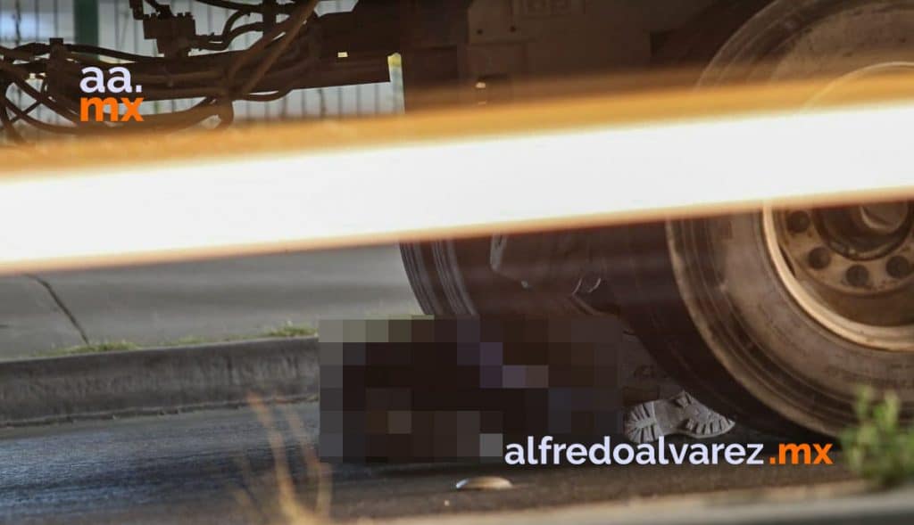 MUERE ATROPELLADO POR TRáILER
