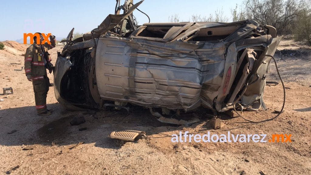 VOLCADURA DEJA TRES MUERTOS