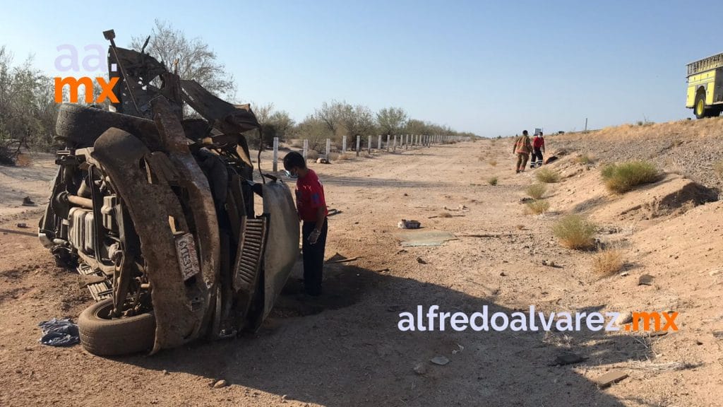 VOLCADURA DEJA TRES MUERTOS