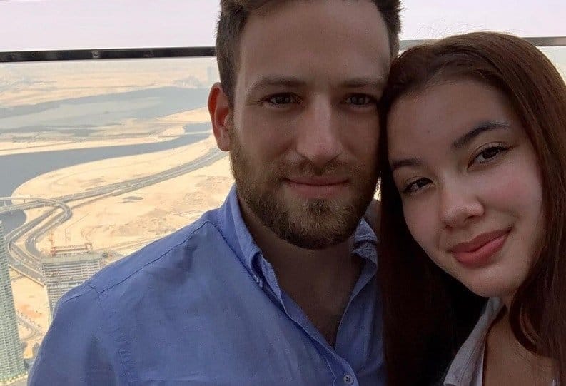MATó A SU PAREJA Y PLANEó TODA LA ESCENA, PERO SU RELOJ LO DELATó