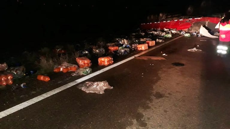 LE ENSEñA A MANEJAR A SU SUEGRA, INTENTA VIOLARLA Y MUERE EN CHOQUE