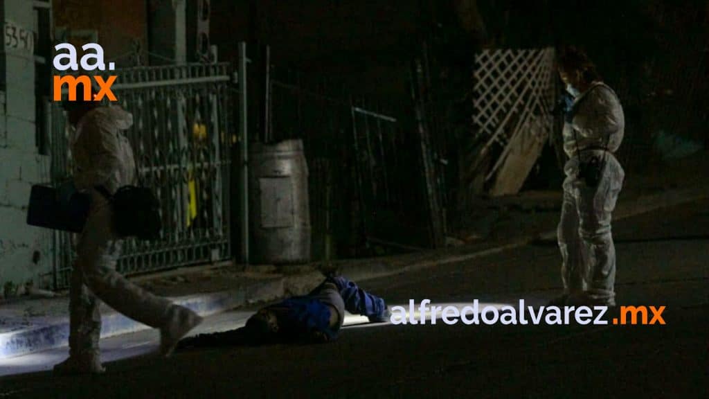 DE VARIOS DISPAROS A LA CABEZA ASESINAN A UN JOVEN DE VARIOS DISPAROS A LA CABEZA ASESINAN A UN JOVEN
