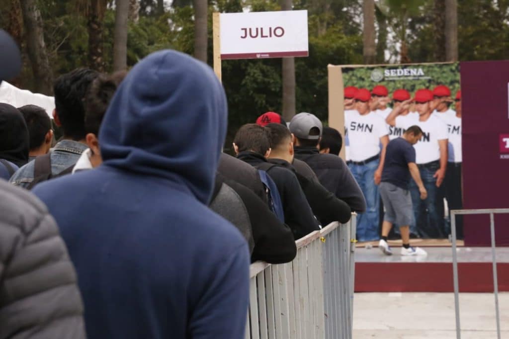 EXHORTAN A JóVENES A REALIZAR SERVICIO MILITAR NACIONAL