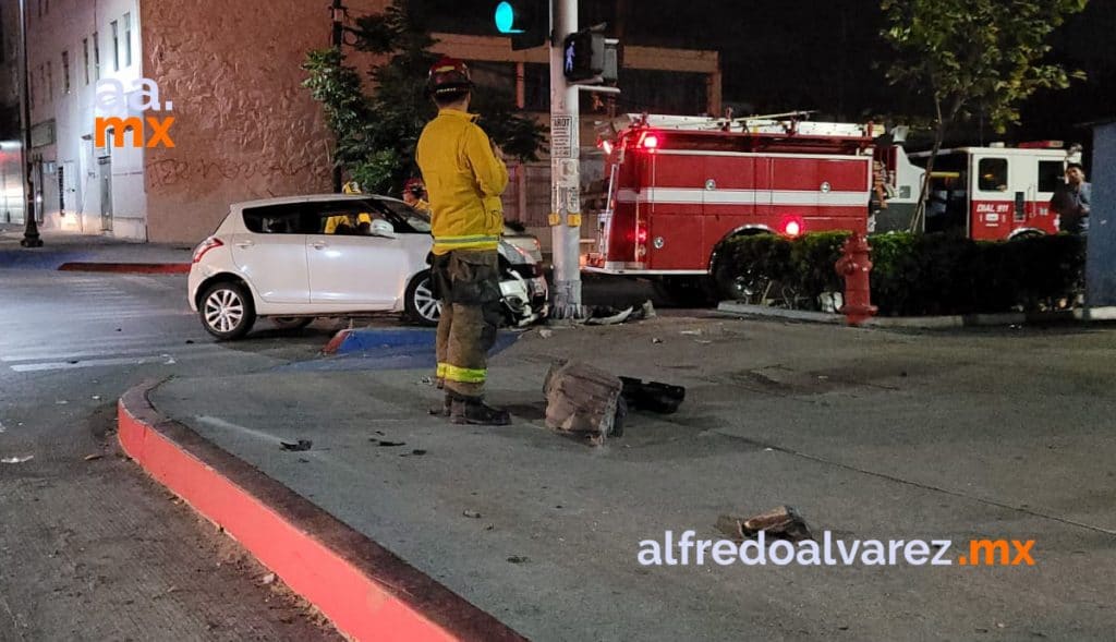 ACCIDENTE AUTOMOVILíSTICO DEJA UN HERIDO