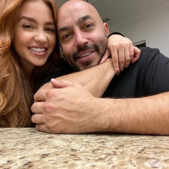 'LUPILLO' RIVERA SE BORRA EL TATUAJE DE BELINDA