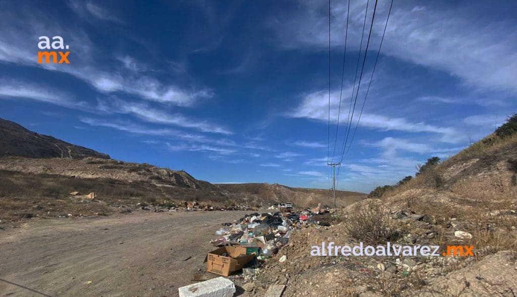 DEJAN MALETA CON RESTOS HUMANOS EN BASURERO CLANDESTINO DEJAN MALETA CON RESTOS HUMANOS EN BASURERO CLANDESTINO