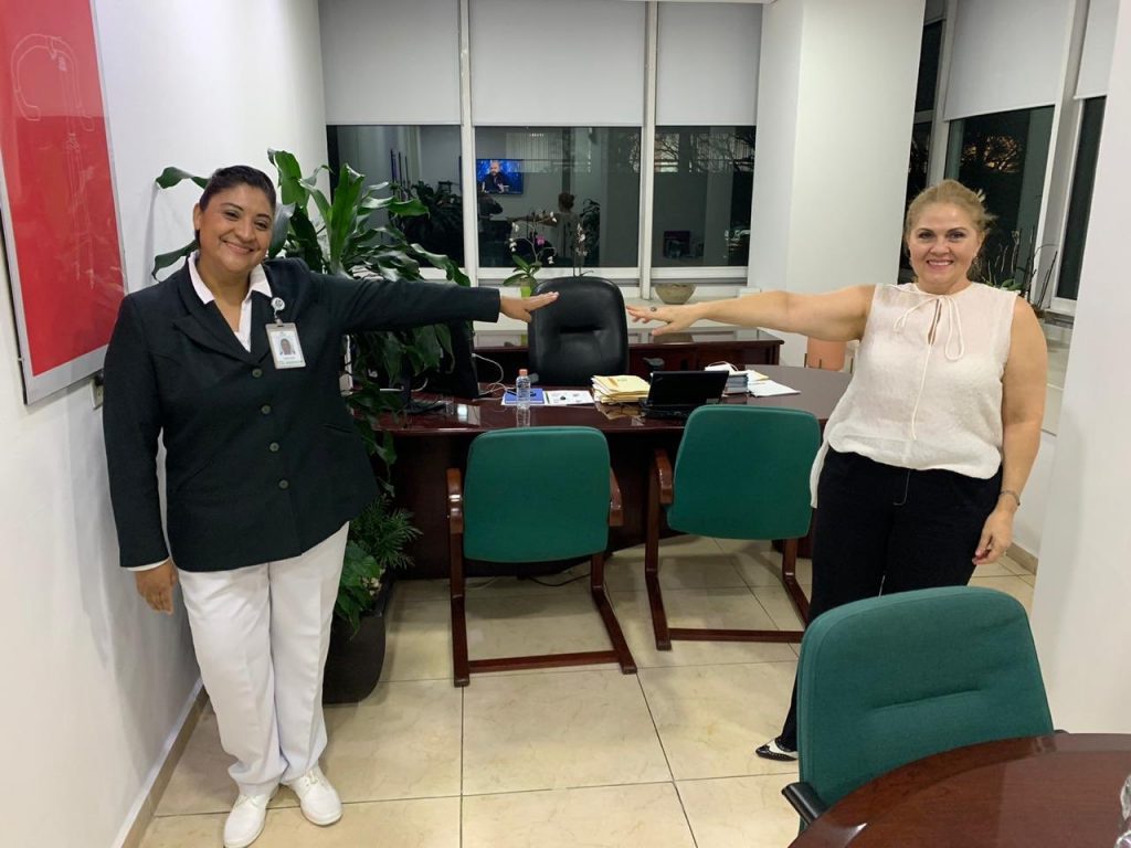 FAMILIARES DE AMLO GOZAN DE SUELDAZOS CON LA CUARTA TRANSFORMACIóN