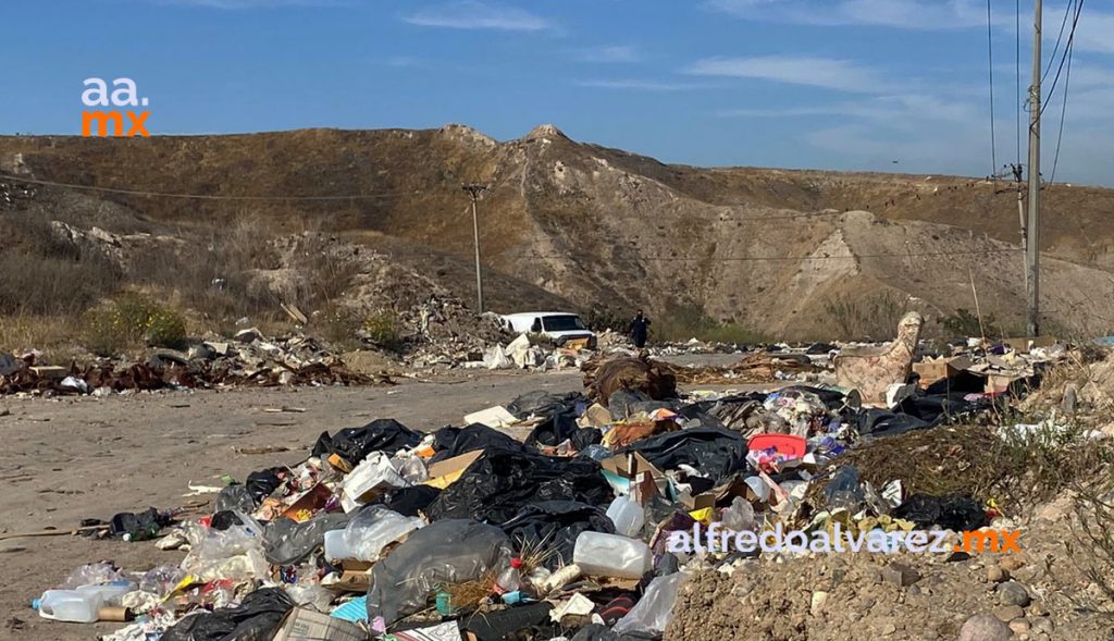 DEJAN MALETA CON RESTOS HUMANOS EN BASURERO CLANDESTINO DEJAN MALETA CON RESTOS HUMANOS EN BASURERO CLANDESTINO
