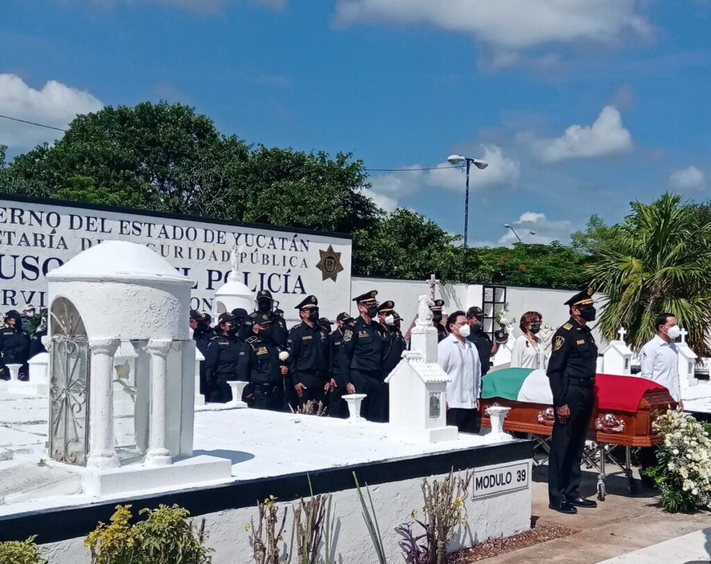 RAúL, EL POLICíA ASESINADO POR SUPUESTOS FEMINICIDAS DE TERESA