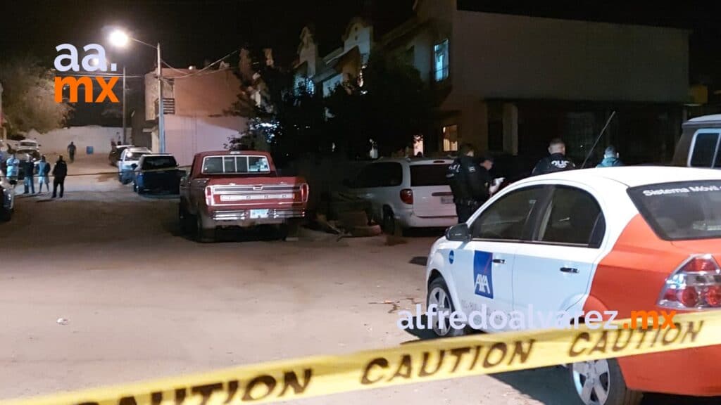 ACRIBILLAN A MUJER EN ESTACIONAMIENTO DE UNA PRIVADA