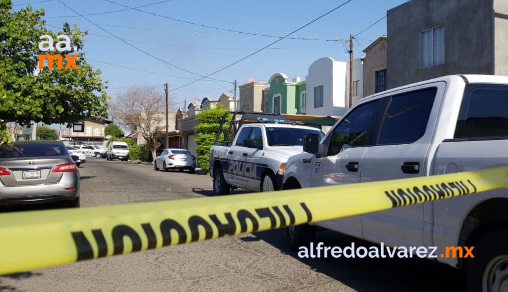 ASESINADO EN VIVIENDA Y BALEADO EN PICK UP