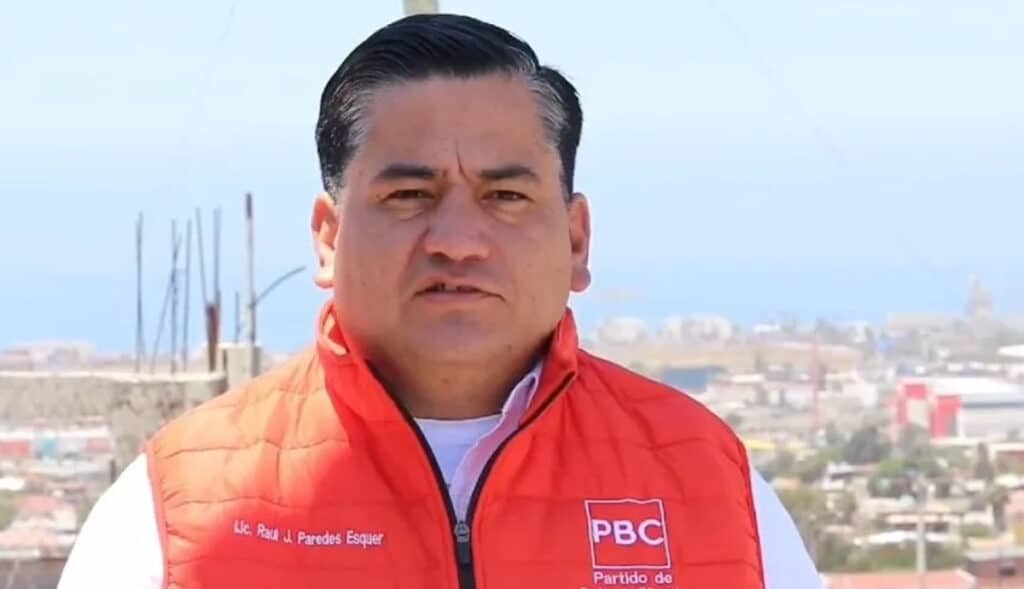 MATAN A POLICíA MUNICIPAL; SU ESPOSA RESULTA HERIDA