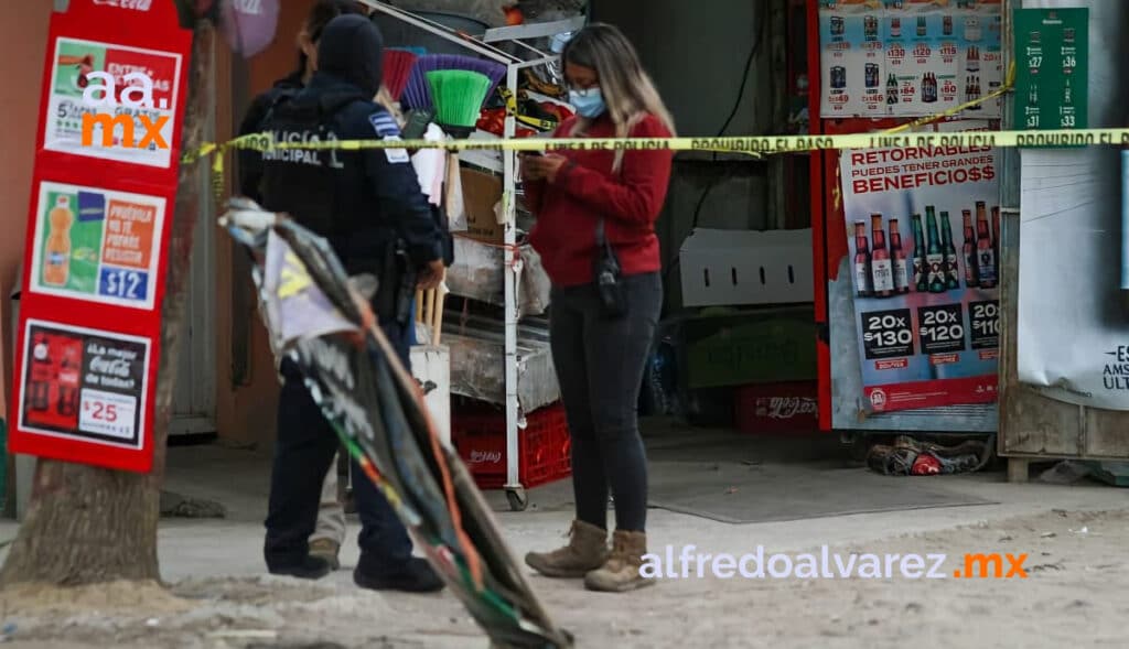 DOS ASESINADOS, UNO EN ABARROTES