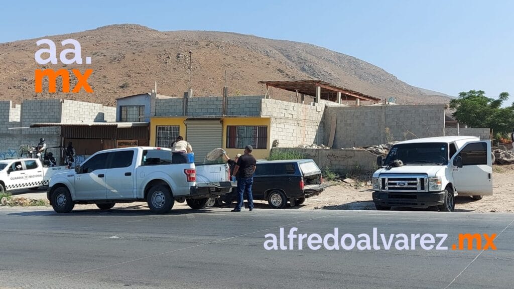 SUJETOS TRASLADABAN CADáVER 'ENTAMBADO' EN UN PICK UP SUJETOS TRASLADABAN CADáVER 'ENTAMBADO' EN UN PICK UP