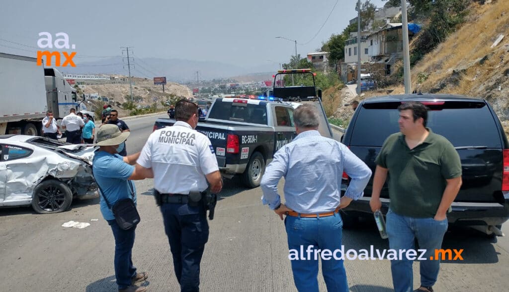 CARAMBOLA DEJA 7 UNIDADES DAñADAS, ENTRE ELLAS UNA PATRULLA