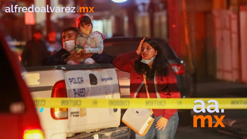 HOMBRE INTENTA SALTAR DESDE ARCO PLAYAS DE TIJUANA