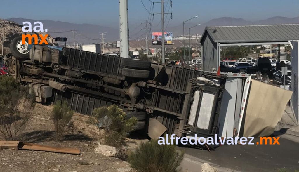 CAPTAN MOMENTO EXACTO DEL ACCIDENTE DEL TRáILER