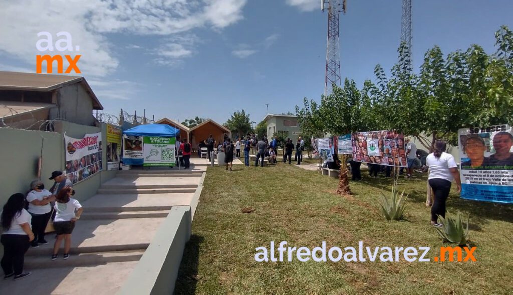 REALIZAN MISA POR DESAPARECIDOS DE BC EN LA 'GALLERA'