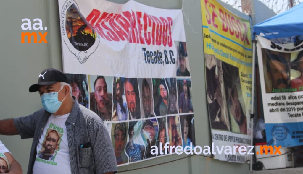 REALIZAN MISA POR DESAPARECIDOS DE BC EN LA 'GALLERA'