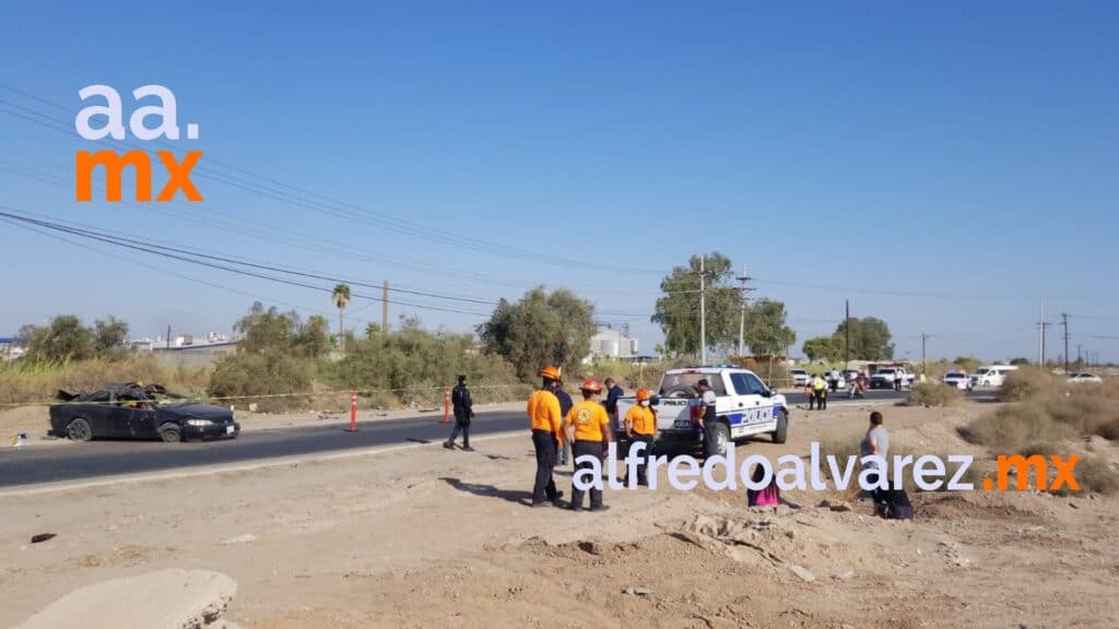 CONDUCTORA Y COPILOTO MUEREN TRAS VOLCARSE