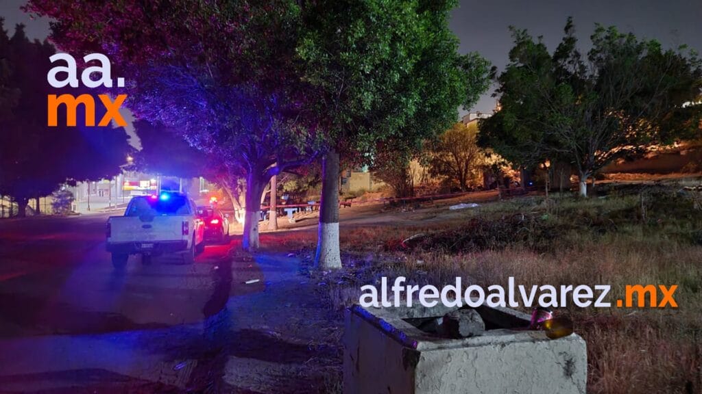 BALEAN A DOS; UNO MUERE Y EL OTRO SE REFUGIA EN EL OXXO