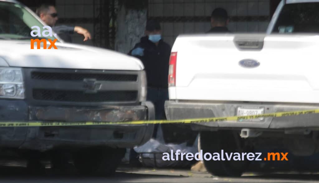 ASESINAN A MUJER Y A DOS HOMBRES