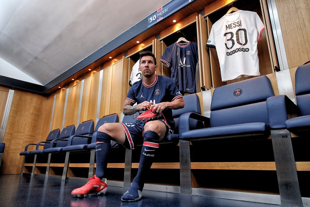 OFICIAL: MESSI ES PRESENTADO CON EL PSG