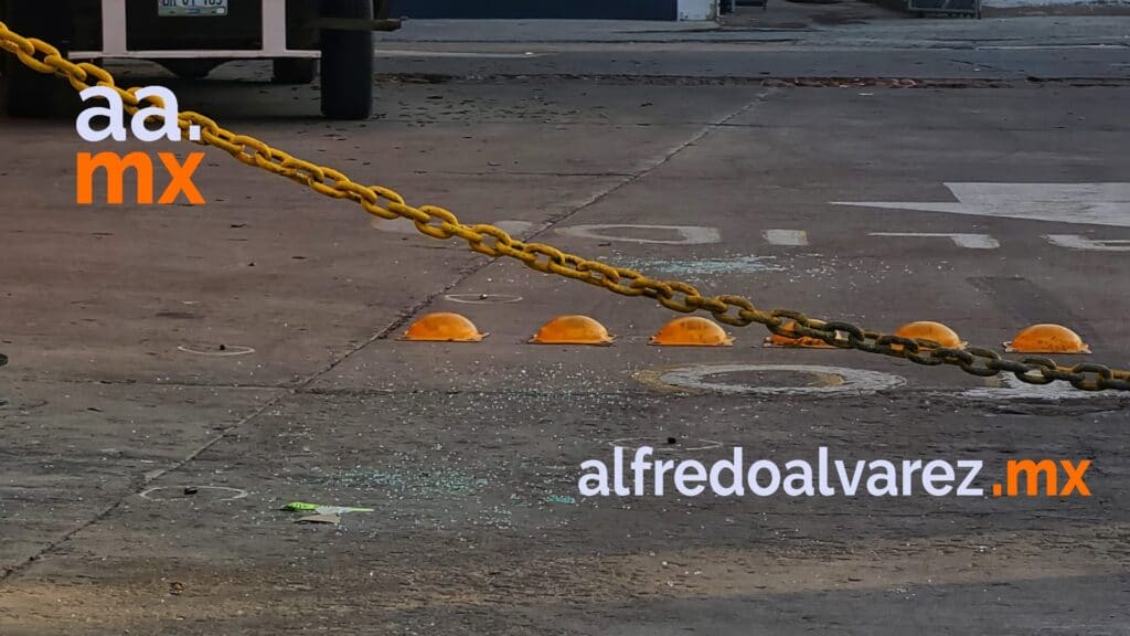 ABREN FUEGO CONTRA GRUPO DE PERSONAS QUE SALíAN DE UN BAR ABREN FUEGO CONTRA GRUPO DE PERSONAS QUE SALíAN DE UN BAR