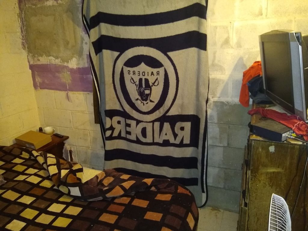 SUJETO MATó A SU ESPOSA Y LA ESCONDIó BAJO LA CAMA