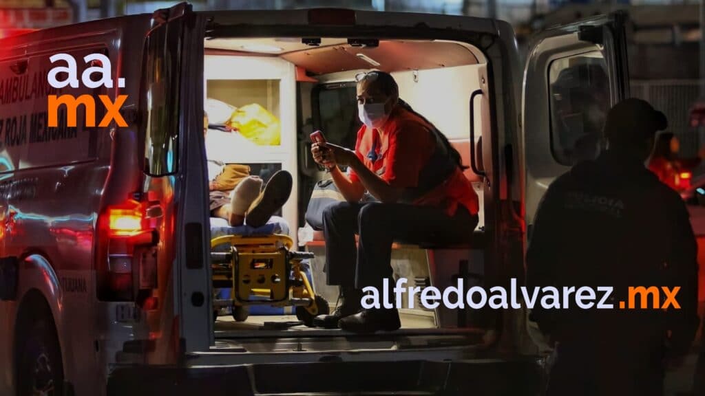 BALEAN A UNO CERCA DE LOS CARRILES DE LA GARITA DE SAN YSIDRO