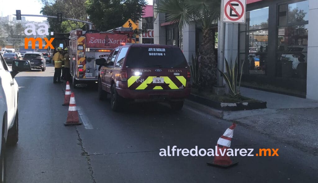 HOMBRE EN SITUACIóN DE CALLE CAE A ALCANTARILLA