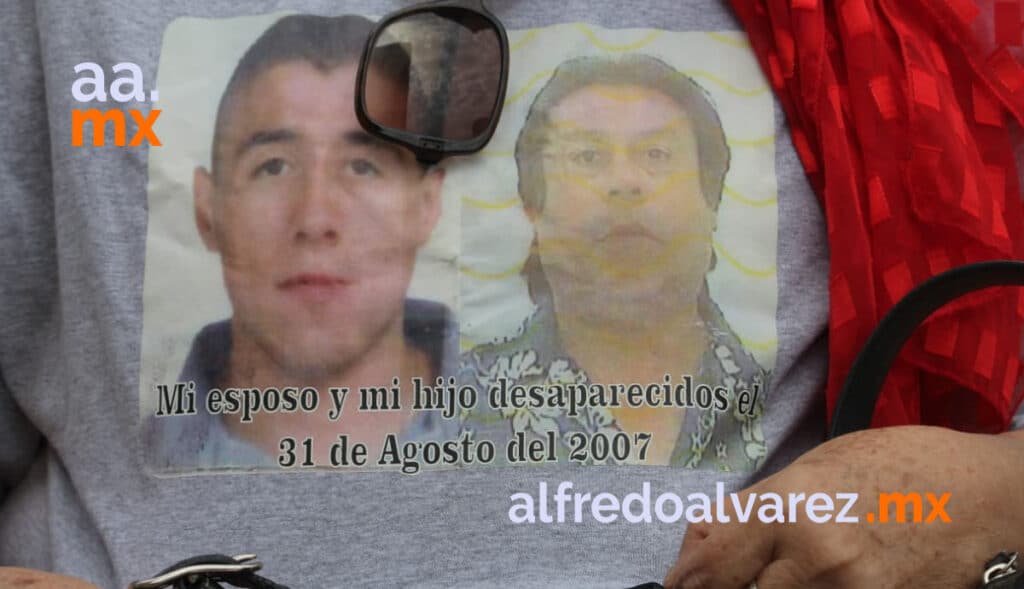 REALIZAN MISA POR DESAPARECIDOS DE BC EN LA 'GALLERA'
