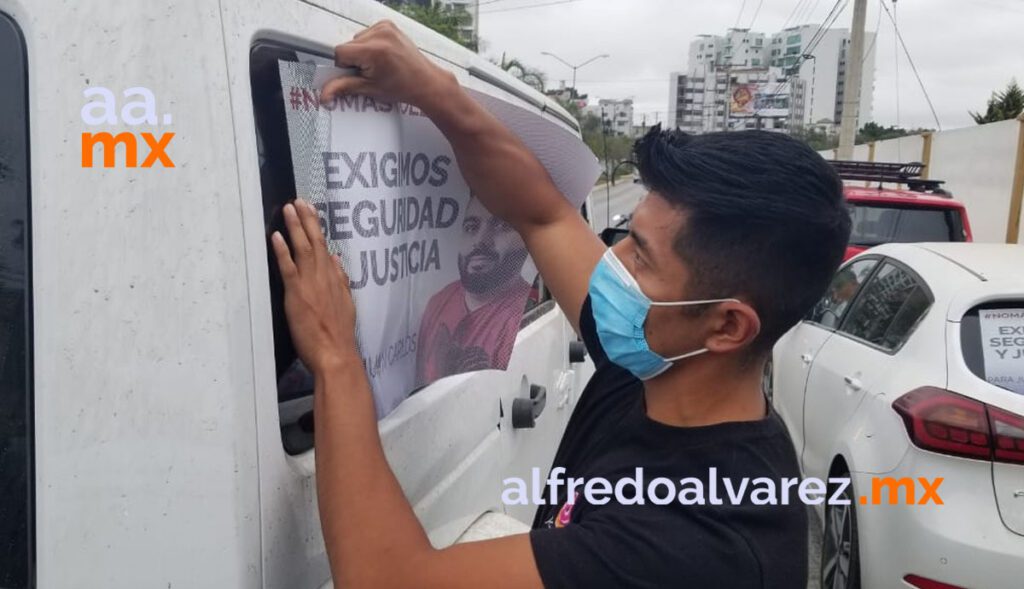 REALIZAN MANIFESTACIóN POR EL ASESINATO DE JUAN CARLOS