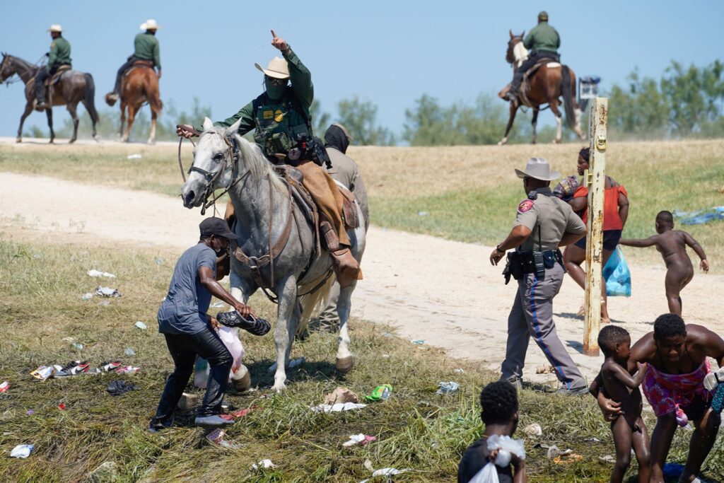 CASA BLANCA REACCIONA ANTE PERSECUCIóN DE MIGRANTES