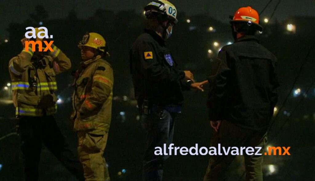 AUTO SALE DISPARADO Y CAE SOBRE UNA VIVIENDA