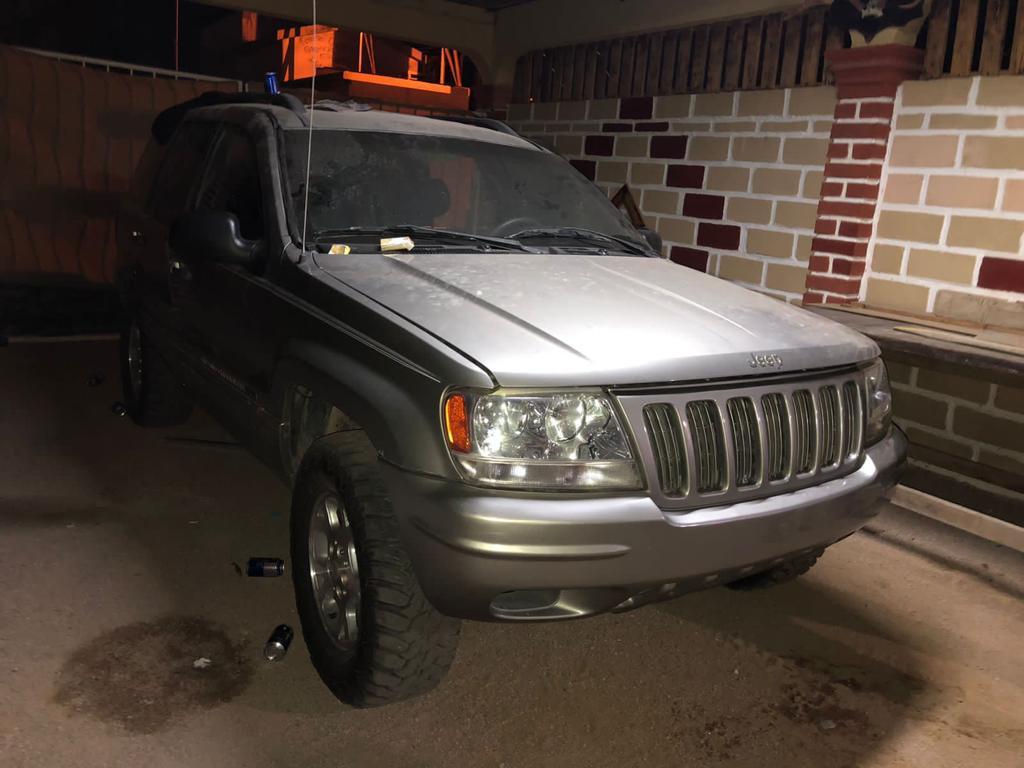DECOMISAN EN CATEO DE VIVIENDA ARMAS, AUTOS Y TIGRE DE BENGALA
