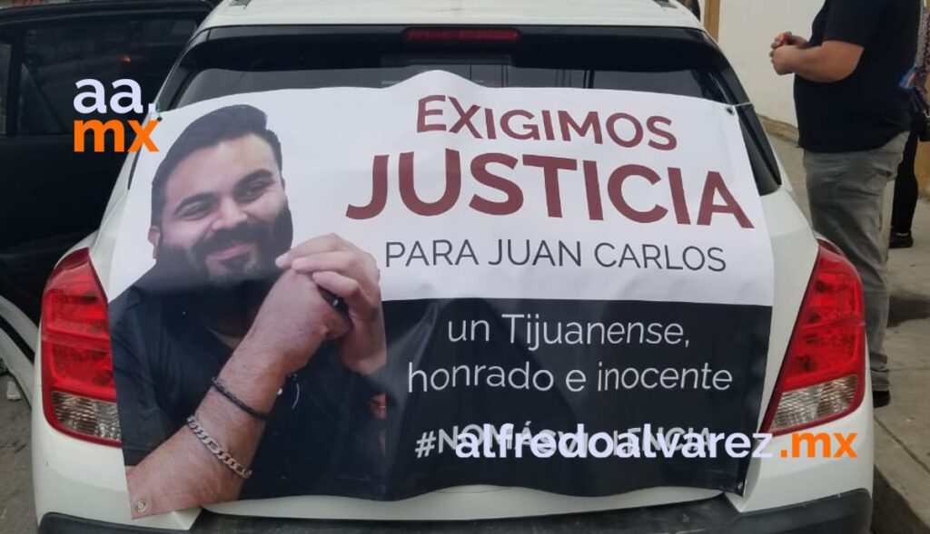 REALIZAN MANIFESTACIóN POR EL ASESINATO DE JUAN CARLOS