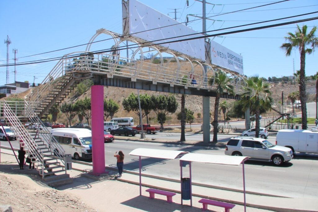 MUNICIPIO REALIZA REVISIóN DE PUENTES VEHICULARES Y PEATONALES