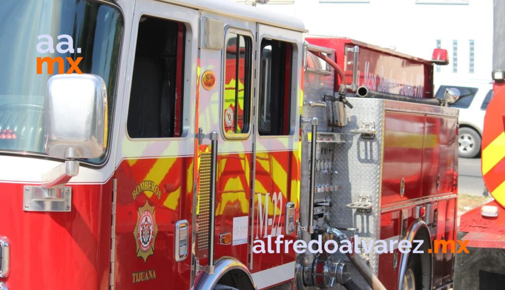 INCENDIO DEJA SIN VIVIENDA A FAMILIA