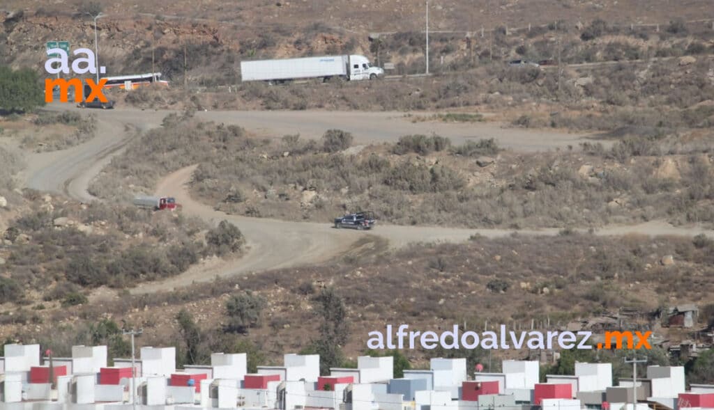 SUJETOS ARMADOS ATACAN A POLICíAS