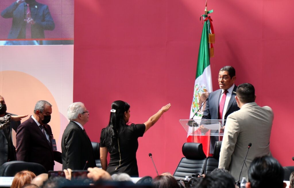 MONTSERRAT CABALLERO TOMA PROTESTA COMO ALCALDESA DE TIJUANA